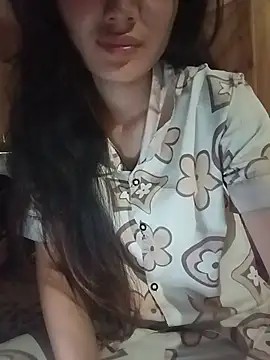 Hilary-123 online show from July 5, 2026, 2:07 am