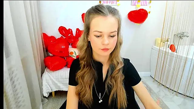 MidnighteAura online show from February 9, 2026, 6:34 pm