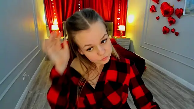 MidnighteAura online show from March 8, 2026, 2:04 am