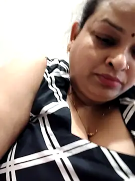Sexey-Model21 online show from April 25, 2026, 7:11 pm
