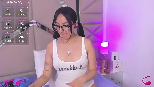 Dreammy Kitty online show from July 24, 2026, 3:15 am