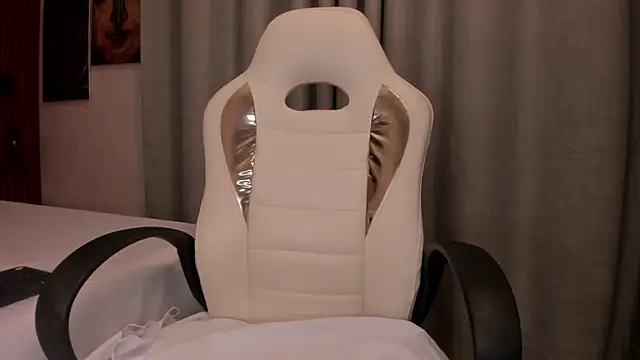 Miss dare online show from March 17, 2026, 10:18 am