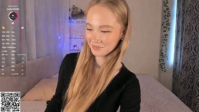 Snapshot of MaireLanda chatting on May 24, 2026, 1:38 pm MaireLanda online show from May 24, 2026, 1:38 pm