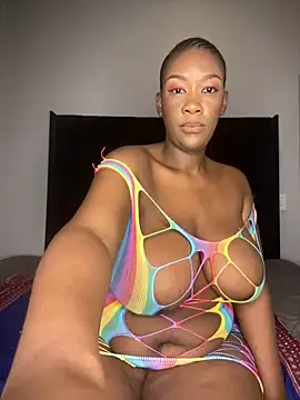 GiantClithpee online show from March 22, 2025, 7:53 pm