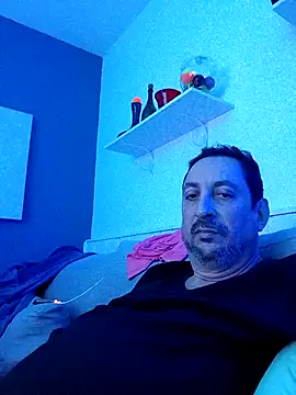 FocussedFreckle online show from December 3, 2025, 12:29 am