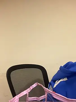 Snapshot of Camila_Duarte2 chatting on March 3, 2026, 1:39 pm Camila Duarte2 online show from March 3, 2026, 1:39 pm