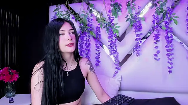 liinzy rouse69 online show from March 26, 2026, 6:57 pm