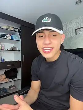 Snapshot of Lander_Cruz chatting on February 5, 2026, 8:02 pm Lander Cruz online show from February 5, 2026, 8:02 pm