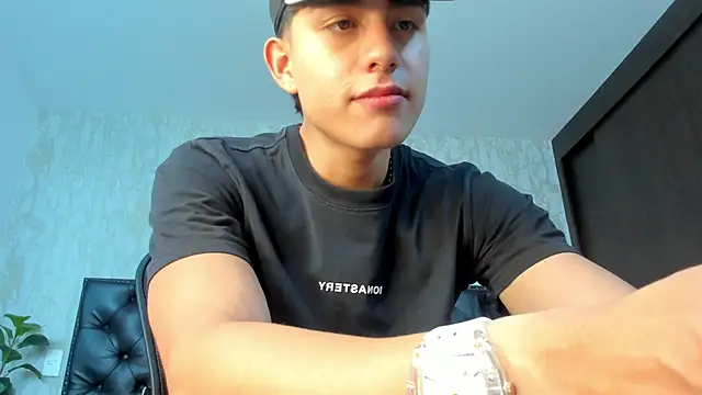 Snapshot of Lander_Cruz chatting on March 17, 2026, 7:50 pm Lander Cruz online show from March 17, 2026, 7:50 pm