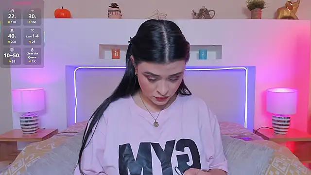 AnikaRomanoff  online show from February 9, 2026, 11:58 am