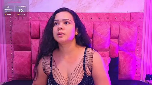 ValeryMorales online show from February 11, 2026, 7:30 pm