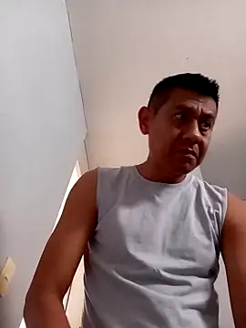 cachorrosexmex online show from February 10, 2026, 7:29 pm