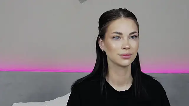 RachaelMils online show from February 3, 2026, 3:59 am