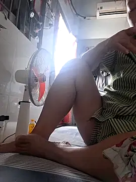 felicity chloe online show from April 1, 2026, 3:40 am