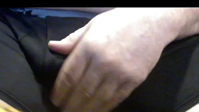 Snapshot of dadbodsensei_ chatting on February 3, 2026, 6:40 am dadbodsensei online show from February 3, 2026, 6:40 am