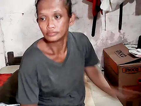 shimmirlyn 89 online show from December 3, 2025, 6:54 am