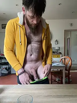 Bigdaad92 online show from April 13, 2026, 6:52 am