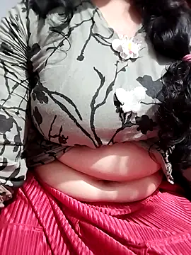 hottyrose69 online show from March 2, 2026, 10:38 pm