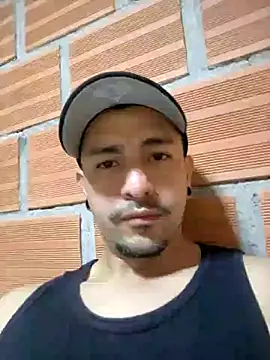 Snapshot of Aastrod chatting on December 2, 2025, 8:59 pm Aastrod online show from December 2, 2025, 8:59 pm