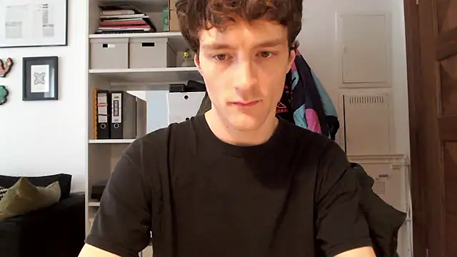 Snapshot of MindlyXXX chatting on January 15, 2026, 8:52 am MindlyXXX online show from January 15, 2026, 8:52 am