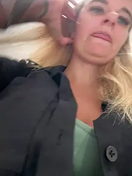 Snapshot of Betsy chatting on February 2, 2025, 6:48 am Betsy online show from February 2, 2025, 6:48 am