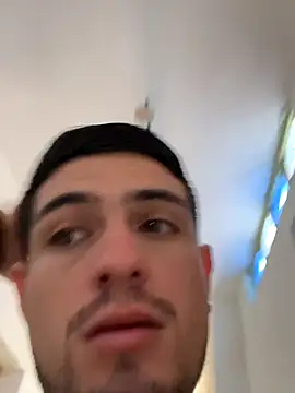 williamsmiiths16 online show from December 20, 2025, 4:36 pm