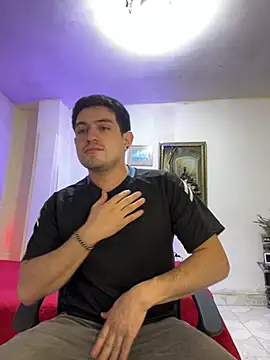 williamsmiiths16 online show from February 27, 2026, 2:55 am