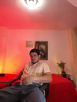 williamsmiiths16 online show from April 8, 2026, 11:43 am