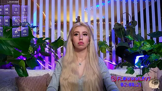 FlowweerGirl online show from February 16, 2026, 6:37 pm