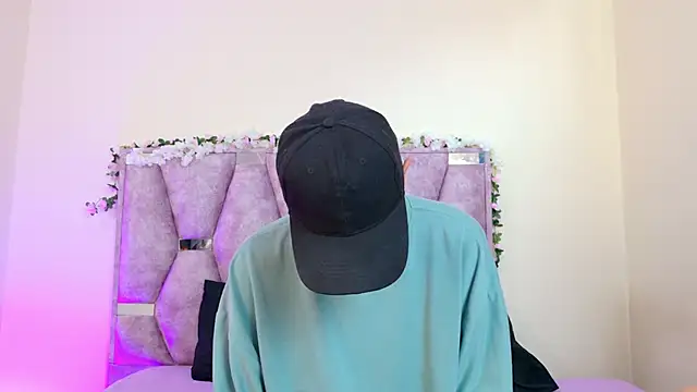 iris and damian online show from February 28, 2026, 5:14 pm