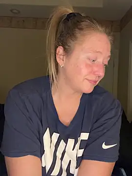 Snapshot of MissyLovelace chatting on February 12, 2026, 12:22 pm MissyLovelace online show from February 12, 2026, 12:22 pm