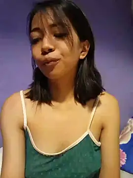 Snapshot of Honey_bun06 chatting on March 13, 2026, 6:09 am Honey bun06 online show from March 13, 2026, 6:09 am