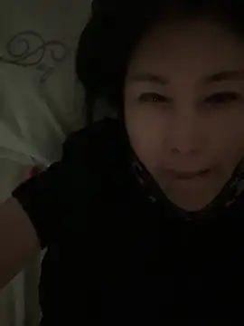 luckybaby666999 online show from April 12, 2026, 12:43 pm