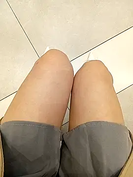 Snapshot of Baby-Linh chatting on February 7, 2026, 5:33 am Baby-Linh online show from February 7, 2026, 5:33 am