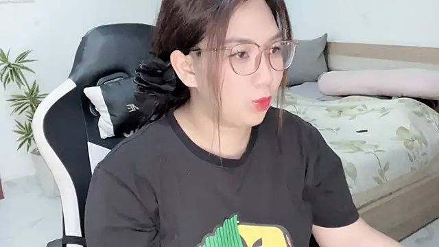Ni-Ni 2K online show from June 29, 2026, 12:17 am
