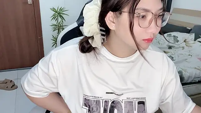 Ni-Ni 2K online show from July 9, 2026, 11:42 pm