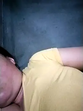 Snapshot of AlilaK2 chatting on February 27, 2026, 5:46 pm AlilaK2 online show from February 27, 2026, 5:46 pm