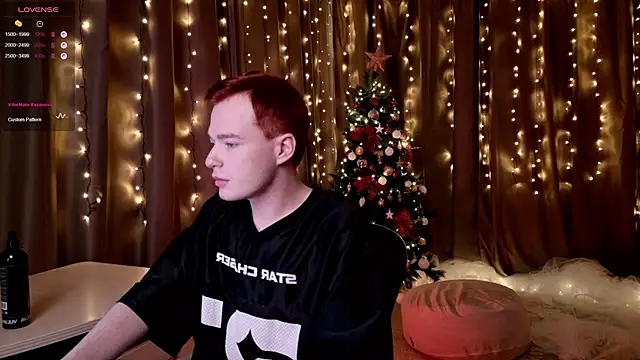 Kristenegor online show from December 22, 2025, 9:01 pm