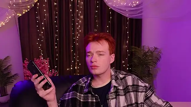 Kristenegor online show from January 6, 2026, 9:50 pm