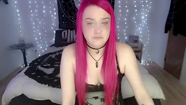 MaryMary  online show from February 1, 2025, 9:19 pm