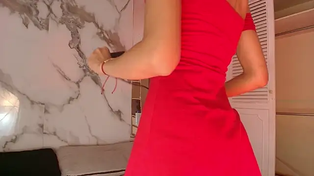 BellaHarpeer online show from April 1, 2026, 7:11 pm