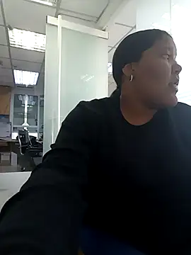 VaneandRossy online show from April 2, 2026, 8:50 pm