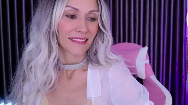 betty xoxoo online show from March 8, 2026, 8:07 am