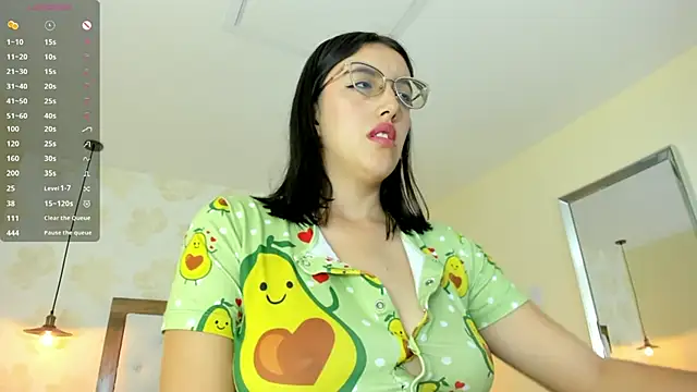 VENUSGREYS1 online show from May 28, 2026, 12:02 pm