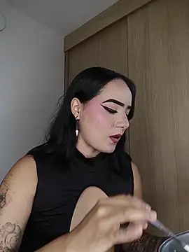 Snapshot of tiffanybrowm chatting on March 5, 2026, 7:59 am tiffanybrowm online show from March 5, 2026, 7:59 am