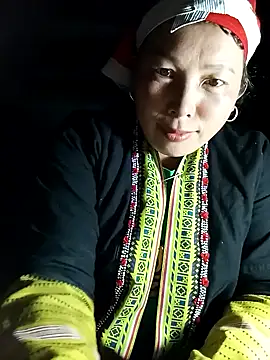 Snapshot of lux-angel chatting on February 17, 2026, 2:52 am lux-angel online show from February 17, 2026, 2:52 am