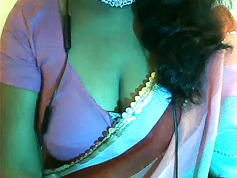 Preeti345 online show from July 12, 2026, 3:58 pm