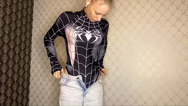 Snapshot of Cleonoth2o chatting on February 3, 2026, 6:13 pm Cleonoth2o online show from February 3, 2026, 6:13 pm