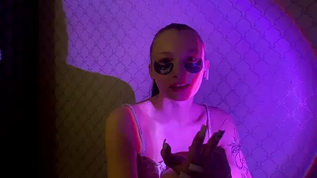 Snapshot of Cleonoth2o chatting on February 9, 2026, 6:56 pm Cleonoth2o online show from February 9, 2026, 6:56 pm