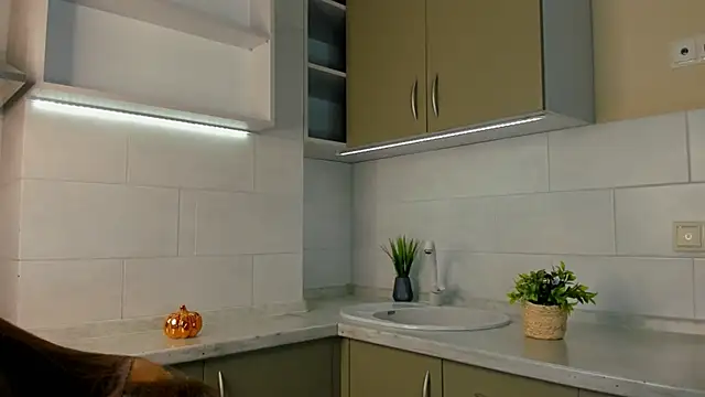 ObsidianVelour online show from March 13, 2026, 3:07 pm